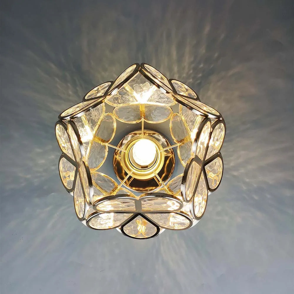 Plafondlamp Met Bloemvorm En Moderne Gelaagde Lichtstructuur