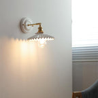 Wandlamp Met Geplooide Kap En Vintage Uitstraling Voor Zachte Binnenverlichting
