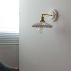 Wandlamp Met Geplooide Kap En Vintage Uitstraling Voor Zachte Binnenverlichting
