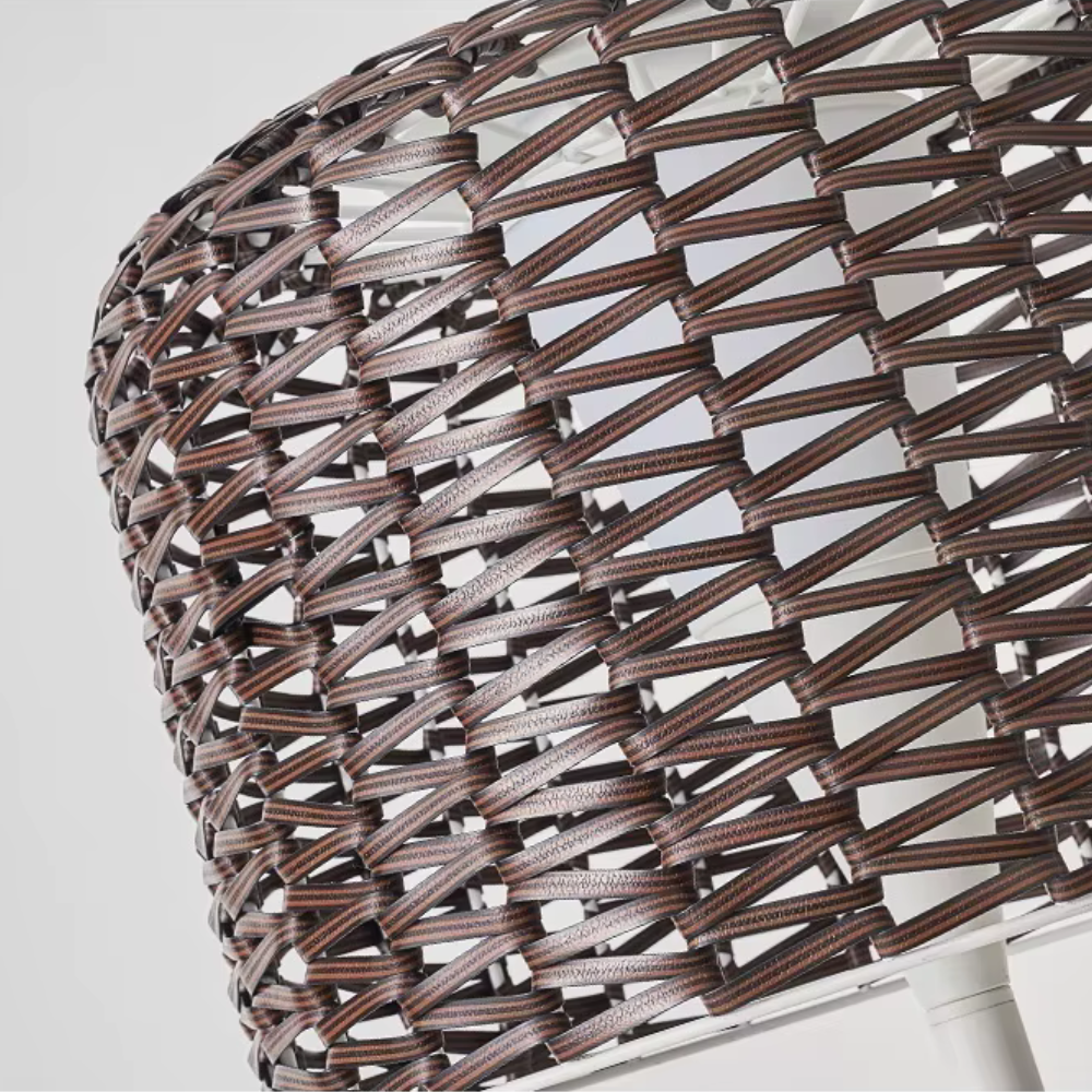 Buitenlamp met Gevlochten Kap en Warme Weerbestendige LED‑Sfeerverlichting