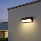 Buitenwandlamp met Modern Ontwerp en Heldere Weerbestendige LED‑Verlichting