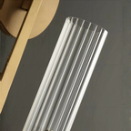 Wandlamp met Verticale Glasstructuur en Zachte Moderne Sfeerverlichting