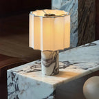 Marmeren LED Tafellamp met Touchbediening voor een Stijlvol Interieur