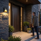Wandlamp Met Mat Metalen Behuizing En Optionele Sensor Voor Strakke Halverlichting