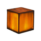 Houten Tafellamp Met Warm Licht En Snoerloos Ontwerp Voor Gezellige Hoeken