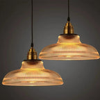 Geribbelde Glazen Hanglamp Met Messing Fitting Voor Sfeervolle Verlichting