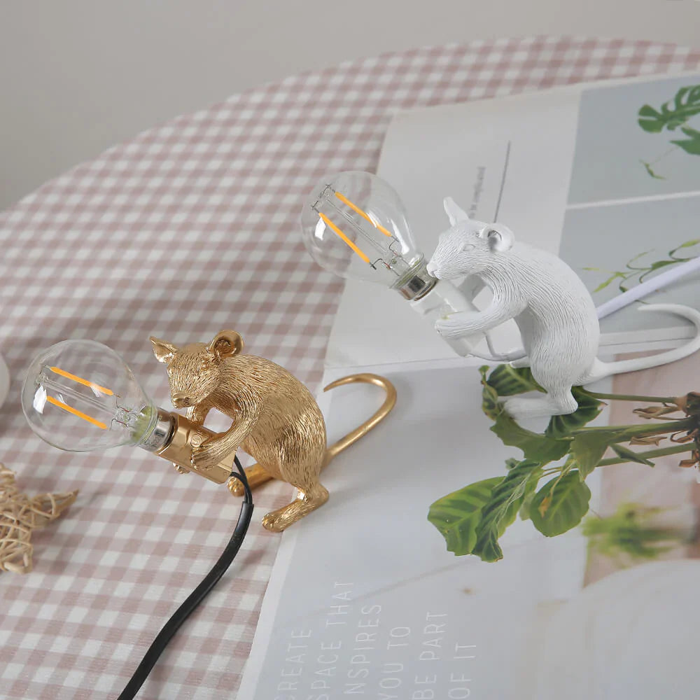 Cute Mouse Tafellamp Met Realistisch Ontwerp