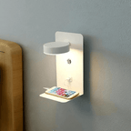 Wandlamp met Verstelbare LED‑Kop en Ingebouwde Plank met USB‑Voeding