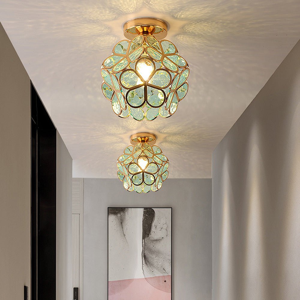 Luxe Plafondlamp Met Bloemvormig Design En Decoratief Lichteffect