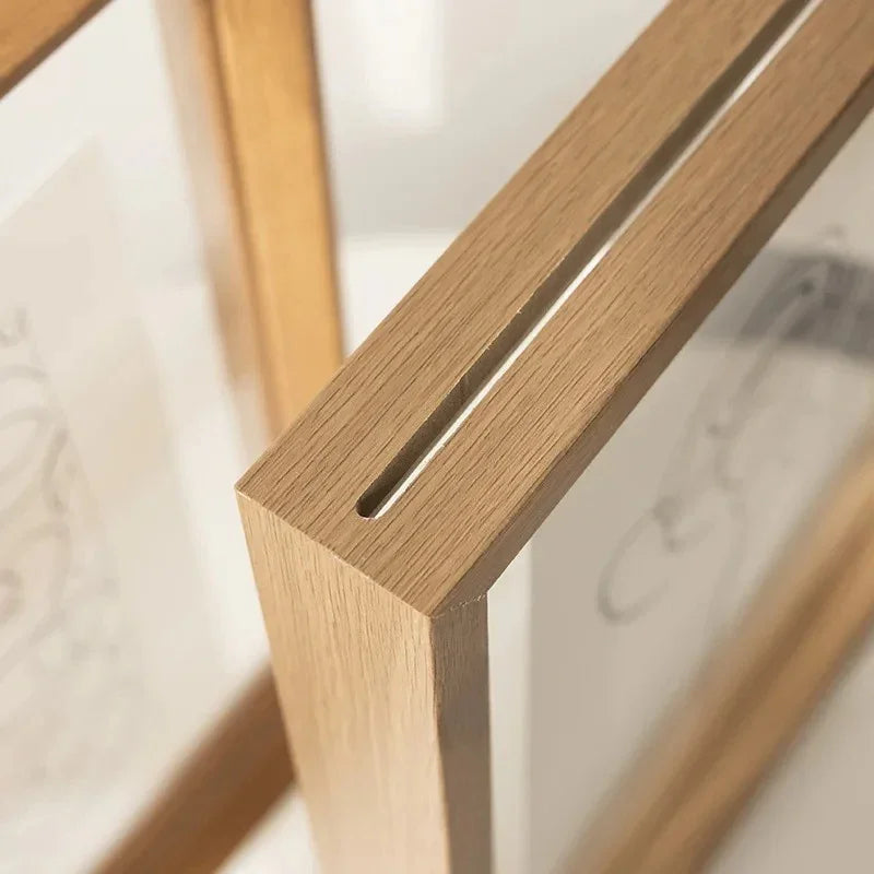 Fotolijst Met Zwevend Acrylontwerp En Massief Houten Frame