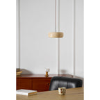 Travertin Hanglamp Met Slank Profiel En Dimbare Lichtkleuren Voor Moderne Ruimtes