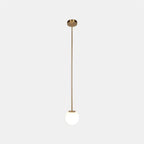 Glazen Hanglamp Met Glanzende Kap En Compact Ontwerp Voor Moderne Sfeerlicht
