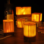 Houten Tafellamp Met Warm Licht En Snoerloos Ontwerp Voor Gezellige Hoeken