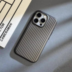 Ultradunne Telefoonhoes Met Schokabsorptie En Minimalistische Gripstructuur