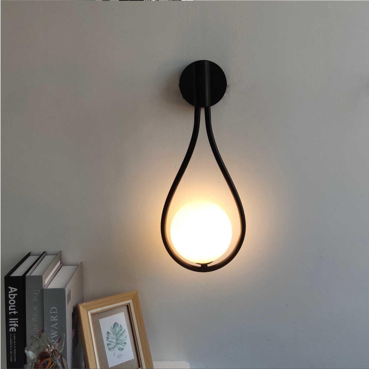 Nordic Wandlamp met Strakke IJzer‑Glas Constructie voor Moderne Sfeerverlichting
