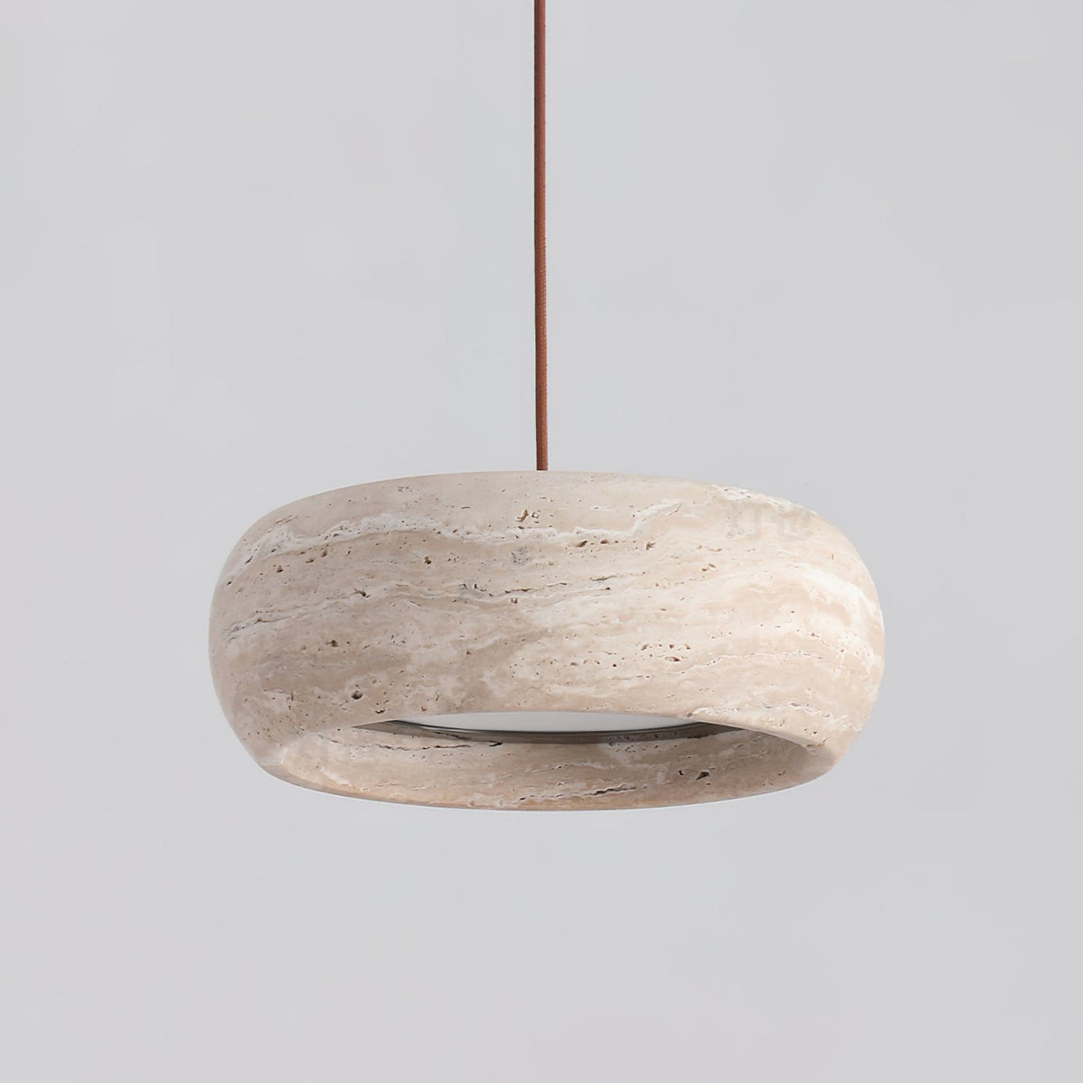 Travertin Hanglamp Met Slank Profiel En Dimbare Lichtkleuren Voor Moderne Ruimtes