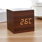 LED Wekker Met Houtlook Behuizing En Multifunctioneel Display