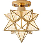 Sculpturale Plafondlamp Met Warme Gloed En Dagelijkse Stervormige Lichtaccenten