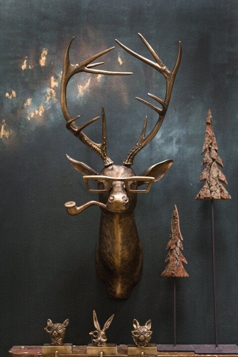 Decoratieve Dierenkop Wandobject van Hars met Expressief Ontwerp