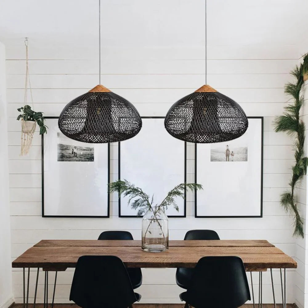 Rieten Hanglamp Met Handgevlochten Kap En Zachte Natuurlijke Lichtspreiding