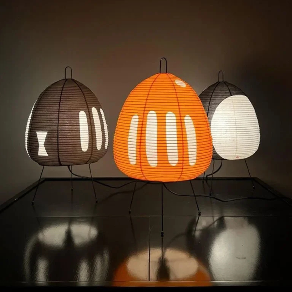 Japanse Tafellamp of Vloerlamp met Organische Papieren Vorm en Warme Sfeerverlichting