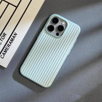Ultradunne Telefoonhoes Met Schokabsorptie En Minimalistische Gripstructuur