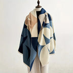 Omkeerbare Ponchosjaal Met Geometrisch Patroon Voor Herfst En Winter