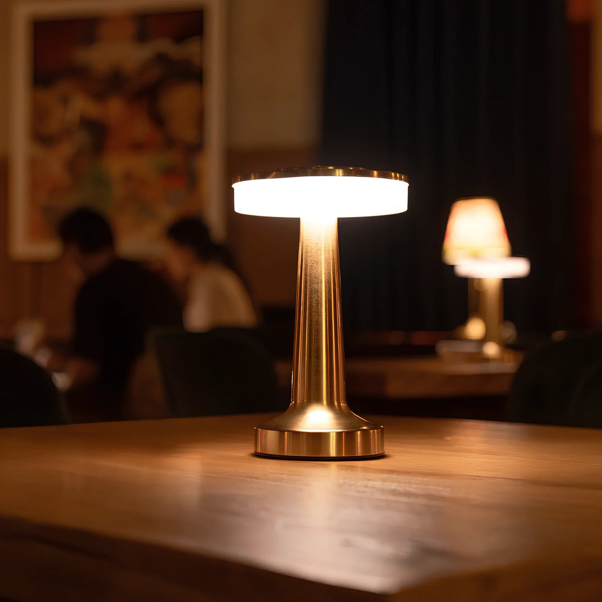 Retro Tafellamp Met Dimbare LED Verlichting Voor Sfeervolle En Flexibele Verlichting