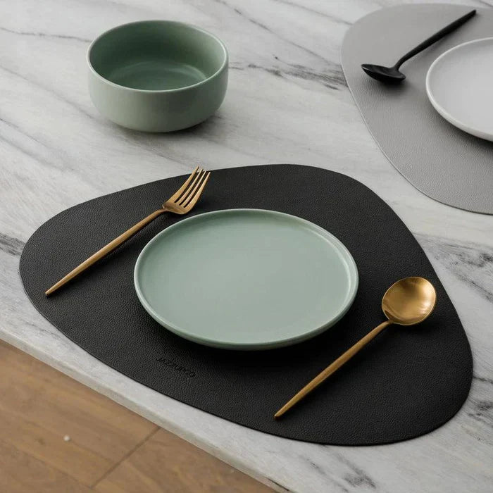 Bestekset Met Slanke Vorm En Moderne Uitstraling Voor Gecoördineerde Tafelsettings