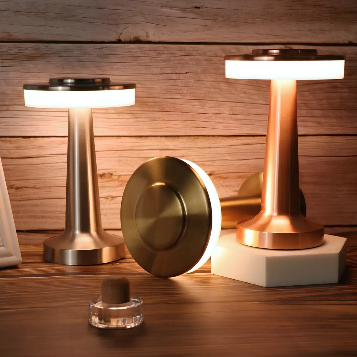 Retro Tafellamp Met Dimbare LED Verlichting Voor Sfeervolle En Flexibele Verlichting