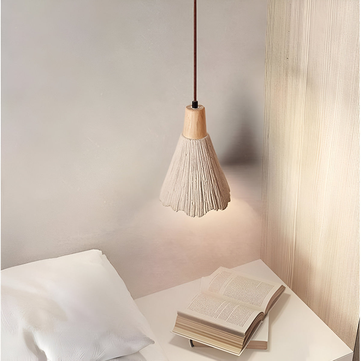 Cement Hanglamp Met Wabi‑Sabi Textuur En Zachte Lichtspreiding Voor Moderne Ruimtes