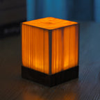 Houten Tafellamp Met Warm Licht En Snoerloos Ontwerp Voor Gezellige Hoeken