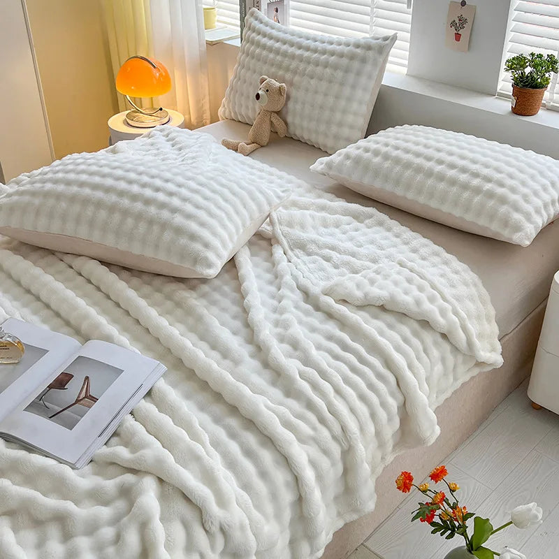 Fleecedeken met Bolletjesstructuur als Plaid voor Bank en Bed