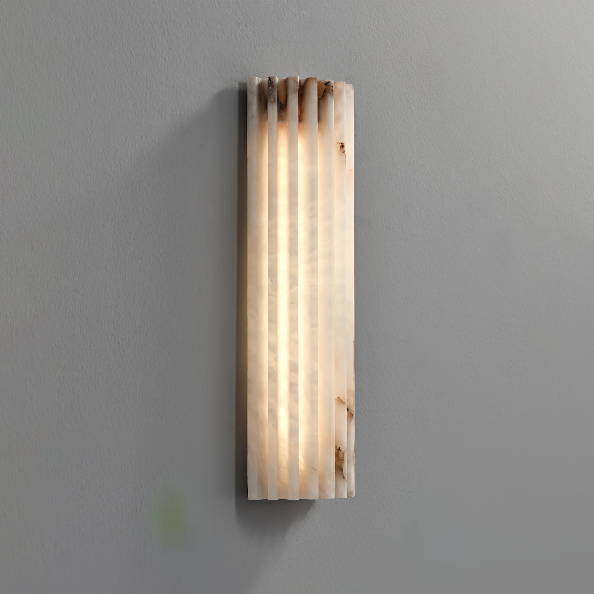 Alabaster Wandlamp Met Metalen Behuizing En Geïntegreerde LED