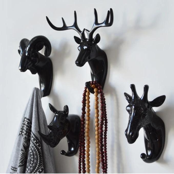 Decoratieve Wandhaak Met Natuurlijke Dierlijke Vorm En Stevige Constructie