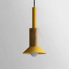 Houten Hanglamp Met Moderne Vorm En Strakke Scandinavische Afwerking