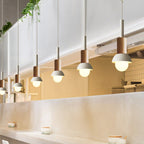 Houten Hanglamp Met Moderne Vorm En Strakke Scandinavische Afwerking