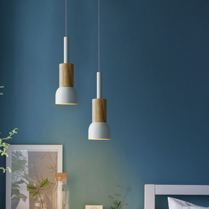 Houten Hanglamp Met Moderne Vorm En Strakke Scandinavische Afwerking