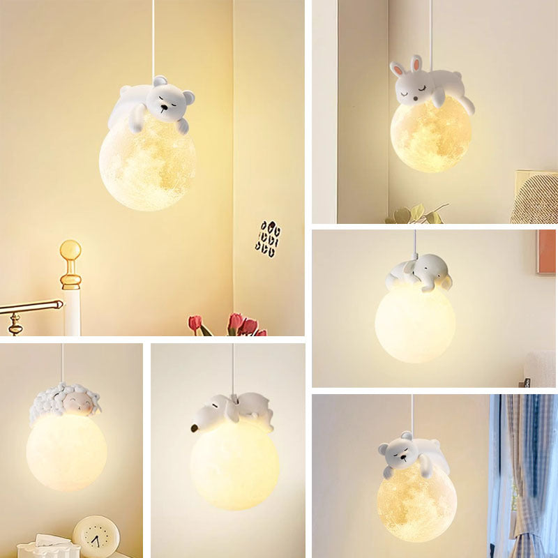 Minimalistische Hanglamp Met Strakke Vorm En Verstelbare Lichtval