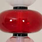Artistieke Vloerlamp Met Gestapelde Glaselementen En Sfeervolle LED-Verlichting
