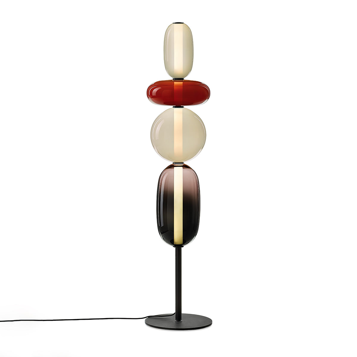 Artistieke Vloerlamp Met Gestapelde Glaselementen En Sfeervolle LED-Verlichting