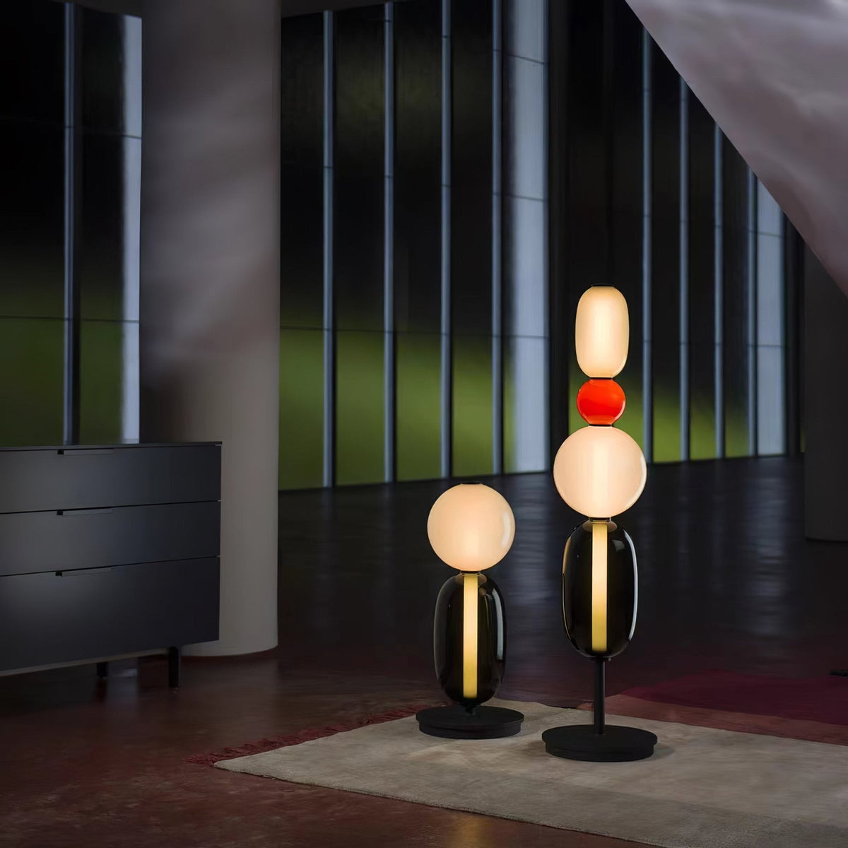 Artistieke Vloerlamp Met Gestapelde Glaselementen En Sfeervolle LED-Verlichting