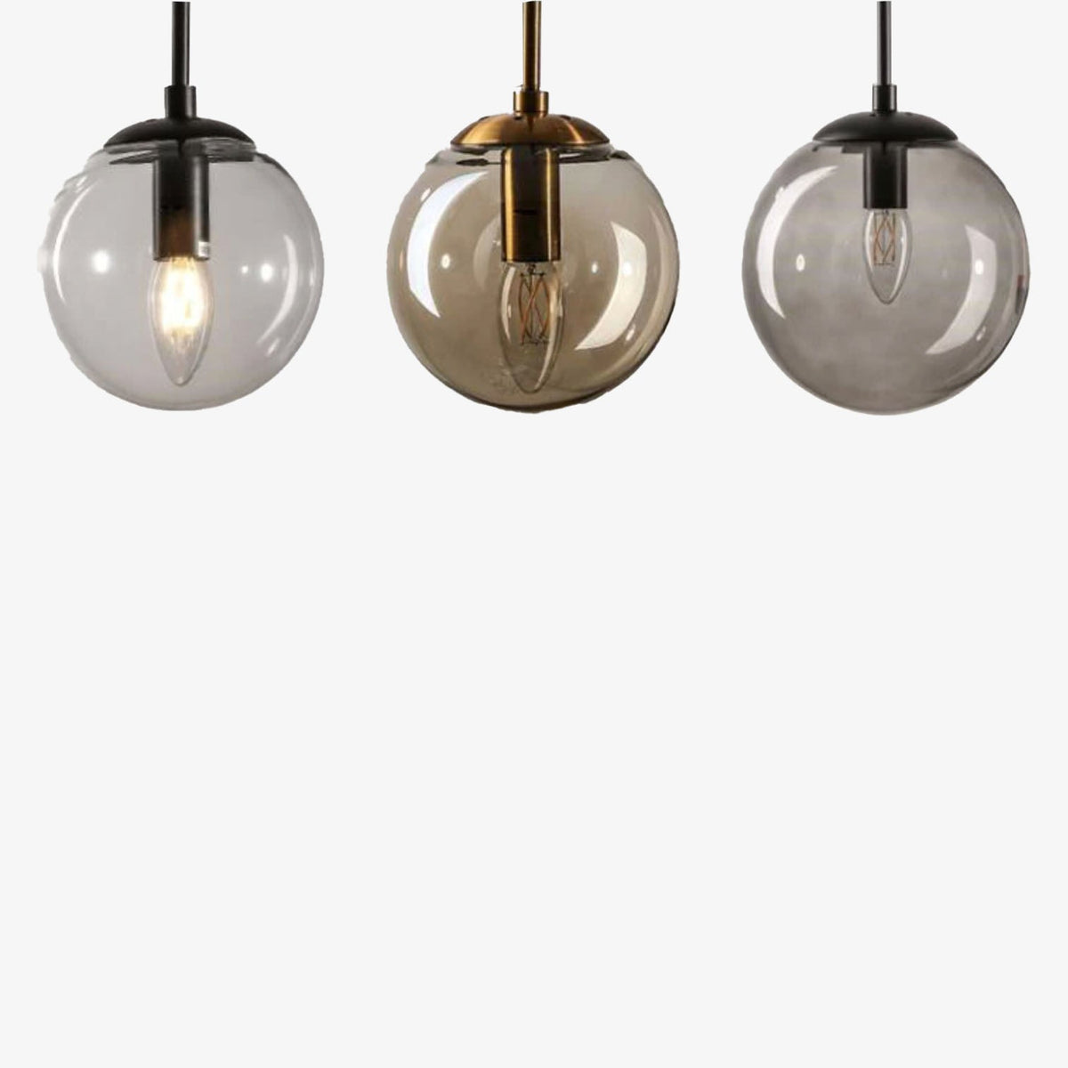 Wandlamp Met Glazen Bol En Draaibare Arm Voor Zachte Sfeerlicht