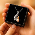 Sieraadhanger met Elegante Silhouet en Verstelbare Draaglengte