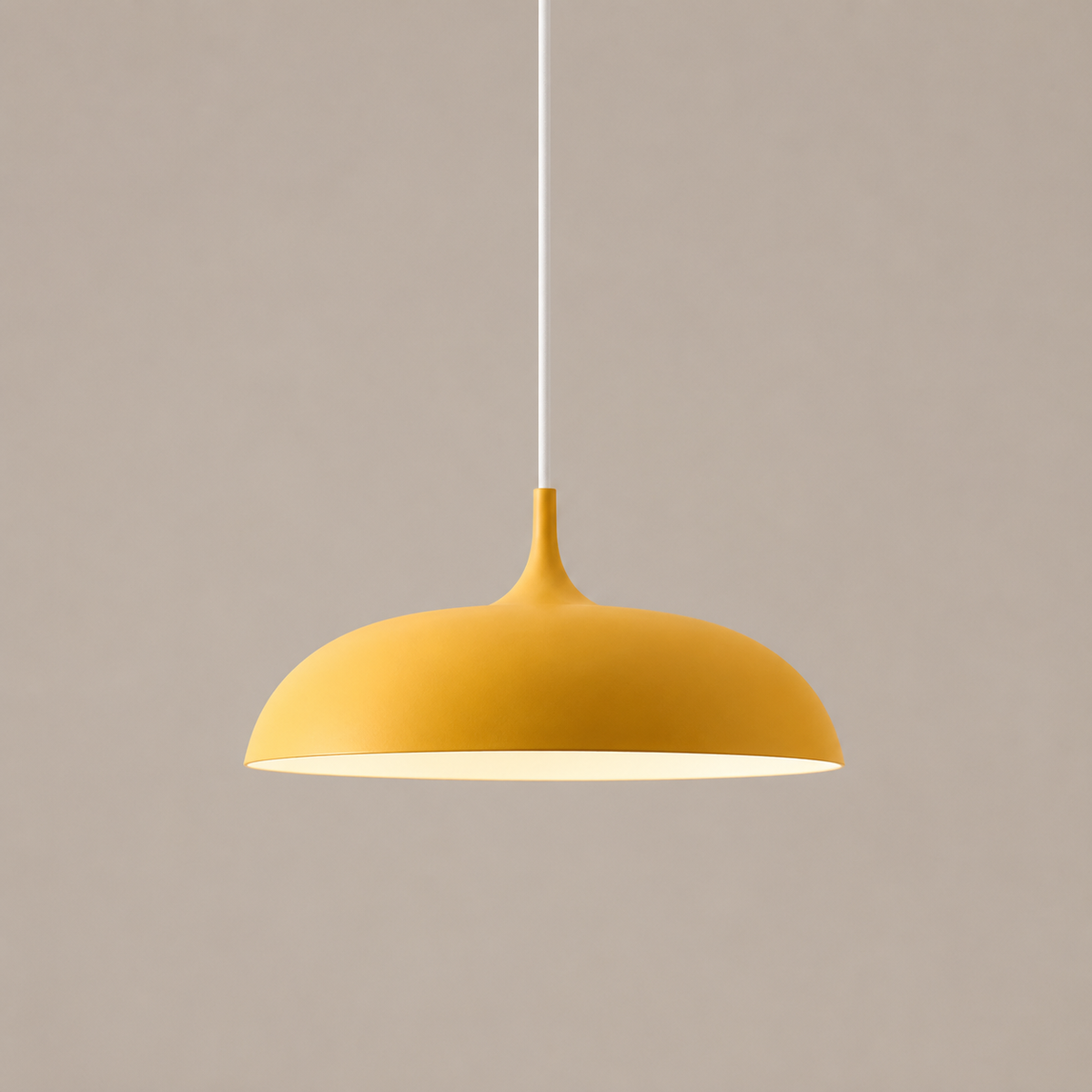 Hanglamp Met Gerichte Downlight En Verstelbare Hoogte Voor Moderne Binnenruimtes