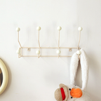 Wandrek Met Haken Voor Dagelijkse Opbergruimte En Moderne Mid Century Sfeer