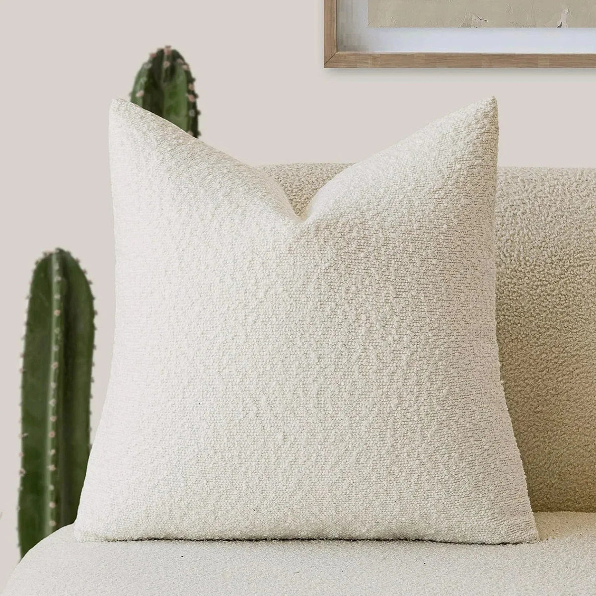 Bouclé Kussenhoes met Zachte Structuur en Minimalistische Vorm
