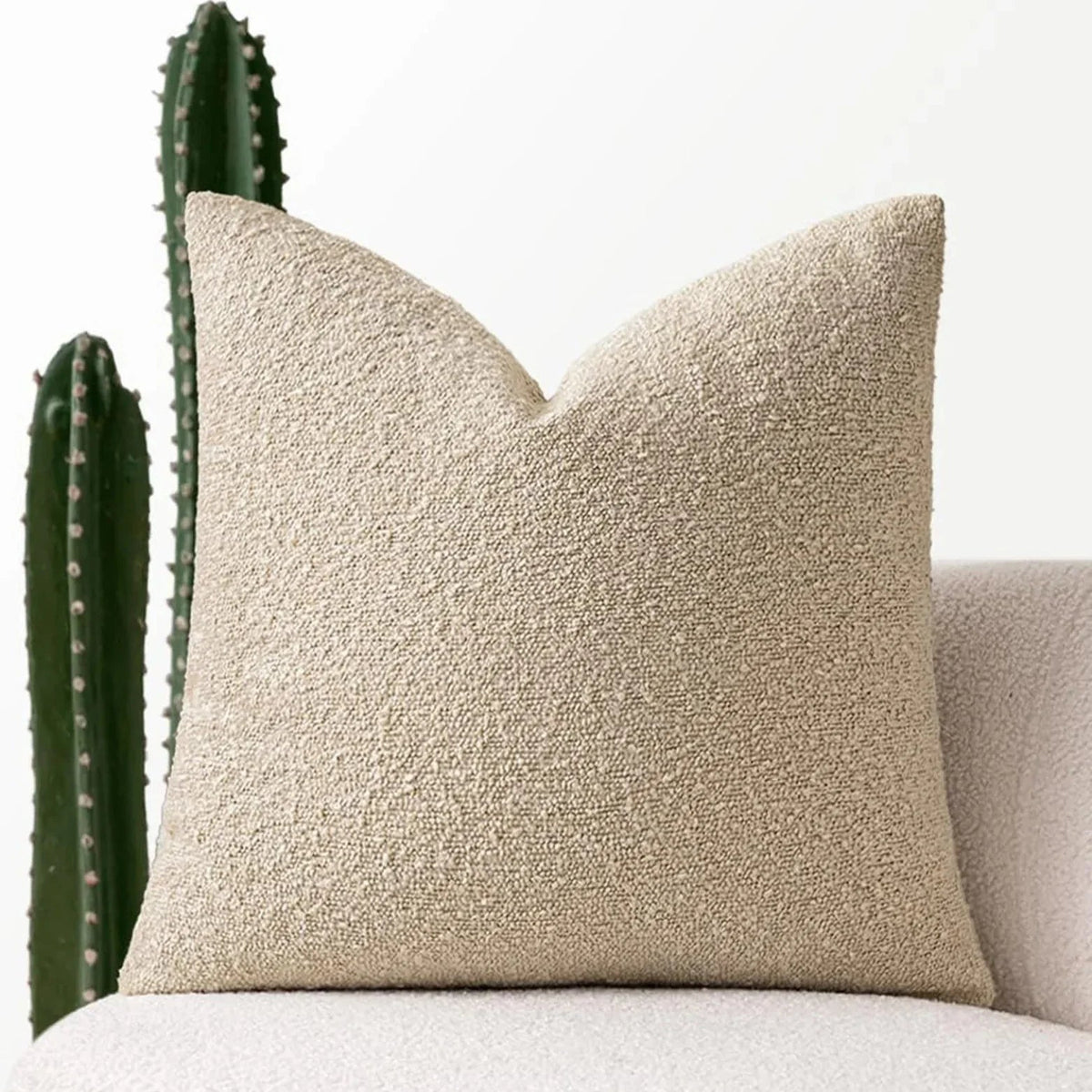 Bouclé Kussenhoes met Zachte Structuur en Minimalistische Vorm