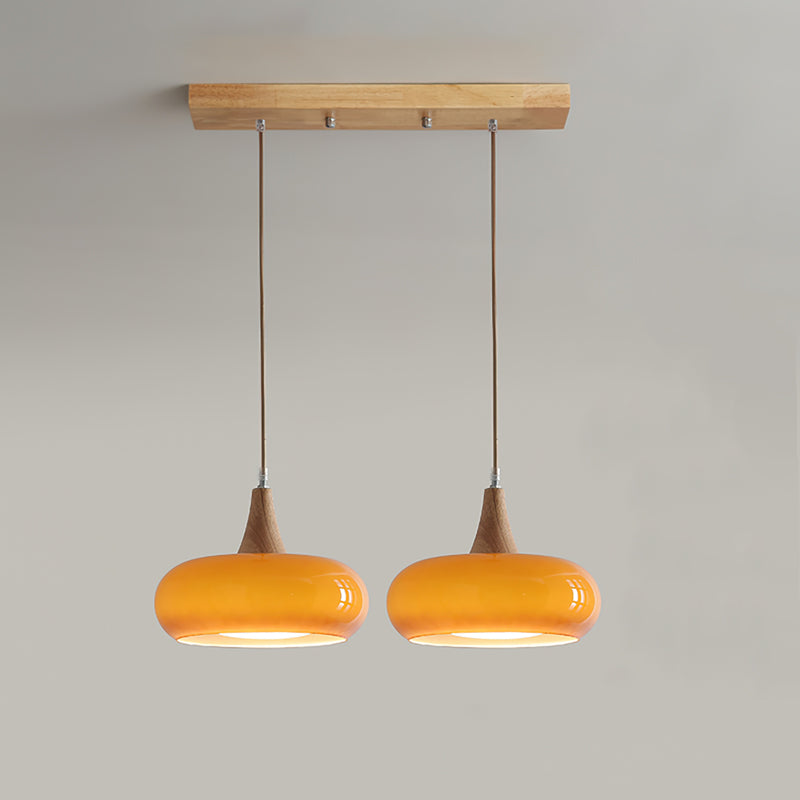 Glazen Hanglamp met Houten Accent en Zachte Lichtspreiding