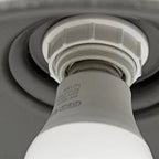 Industriële Buitenlamp met Boogarm en Metalen Kap